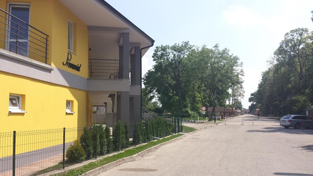 Promenad Apartmany Veľký Meder エクステリア 写真